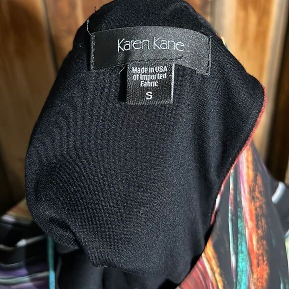 Karen Kane dress knee/midi hi-lo geometric multi-color Small FIRM on PRICE - Picture 2 of 6